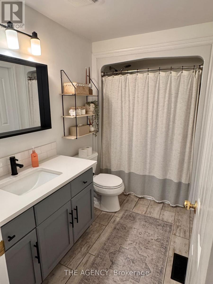 32 Marcy Crescent, Cambridge, Ontario  N3C 4H5 - Photo 5 - X13869522
