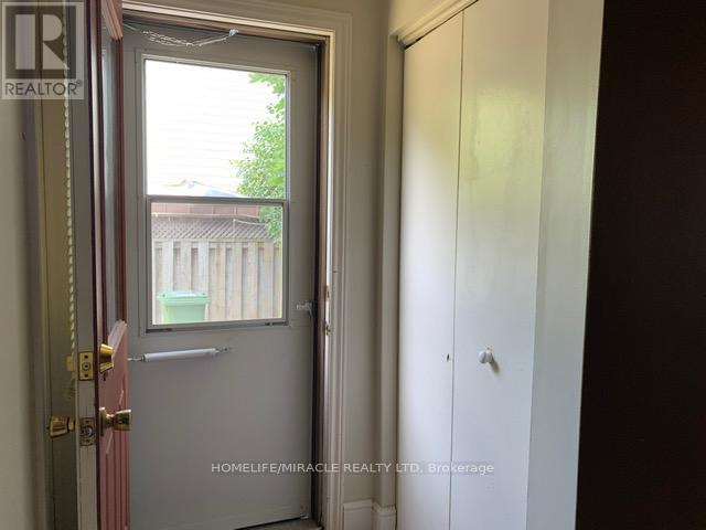 23 Heatherdale Place, Hamilton (Gourley), Ontario  L9C 6K7 - Photo 10 - X13869620
