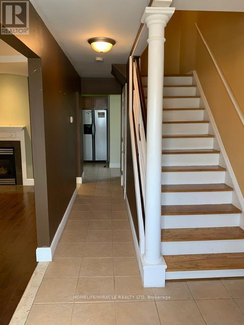 23 Heatherdale Place, Hamilton (Gourley), Ontario  L9C 6K7 - Photo 3 - X13869620