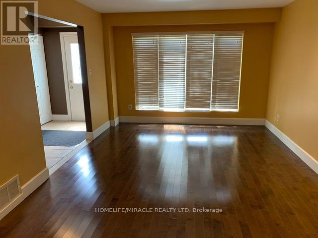 23 Heatherdale Place, Hamilton (Gourley), Ontario  L9C 6K7 - Photo 6 - X13869620