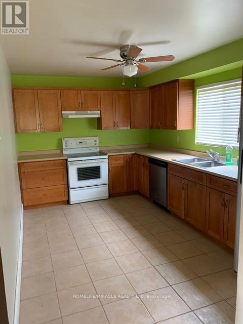 23 Heatherdale Place, Hamilton (Gourley), Ontario  L9C 6K7 - Photo 7 - X13869620