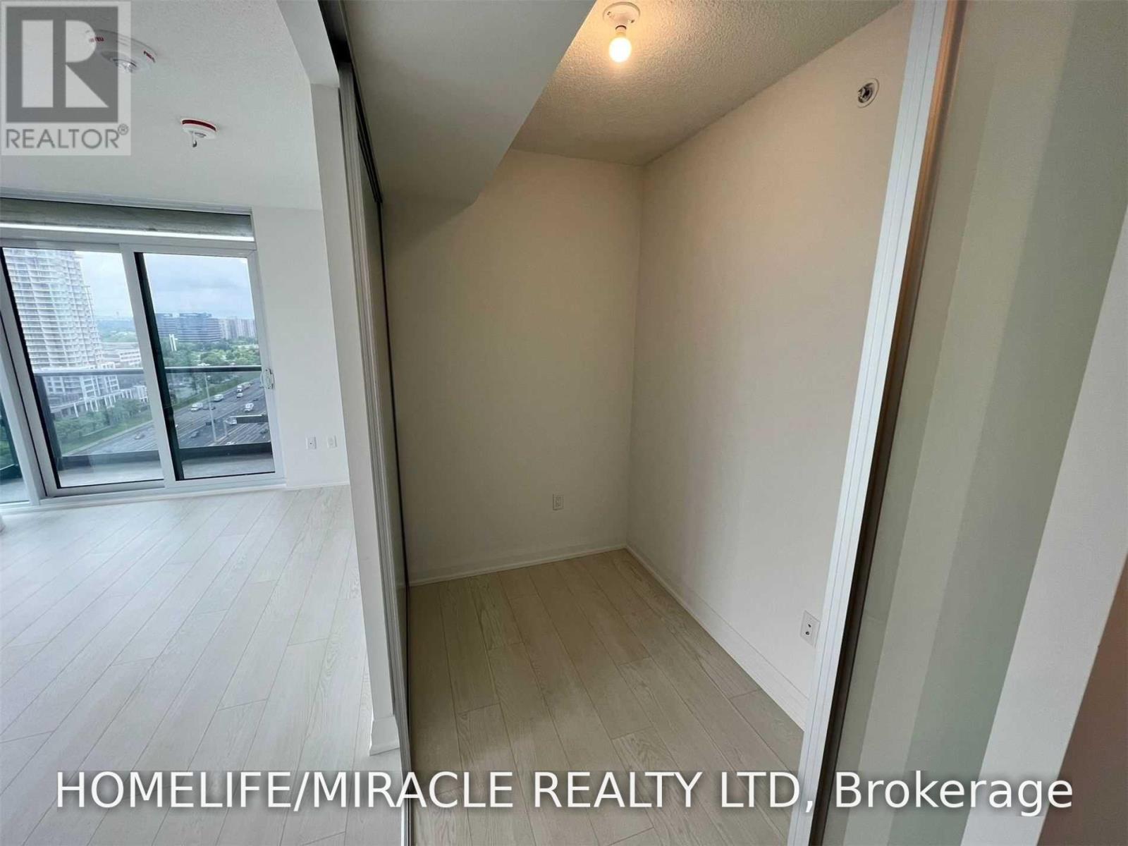 1702 - 30 Gibbs Road, Toronto (Islington-City Centre West), Ontario  M9B 6L6 - Photo 10 - W13869560