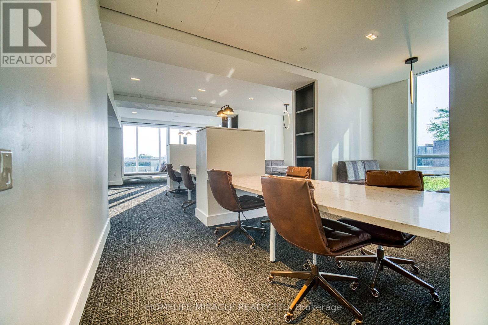 1702 - 30 Gibbs Road, Toronto (Islington-City Centre West), Ontario  M9B 6L6 - Photo 18 - W13869560