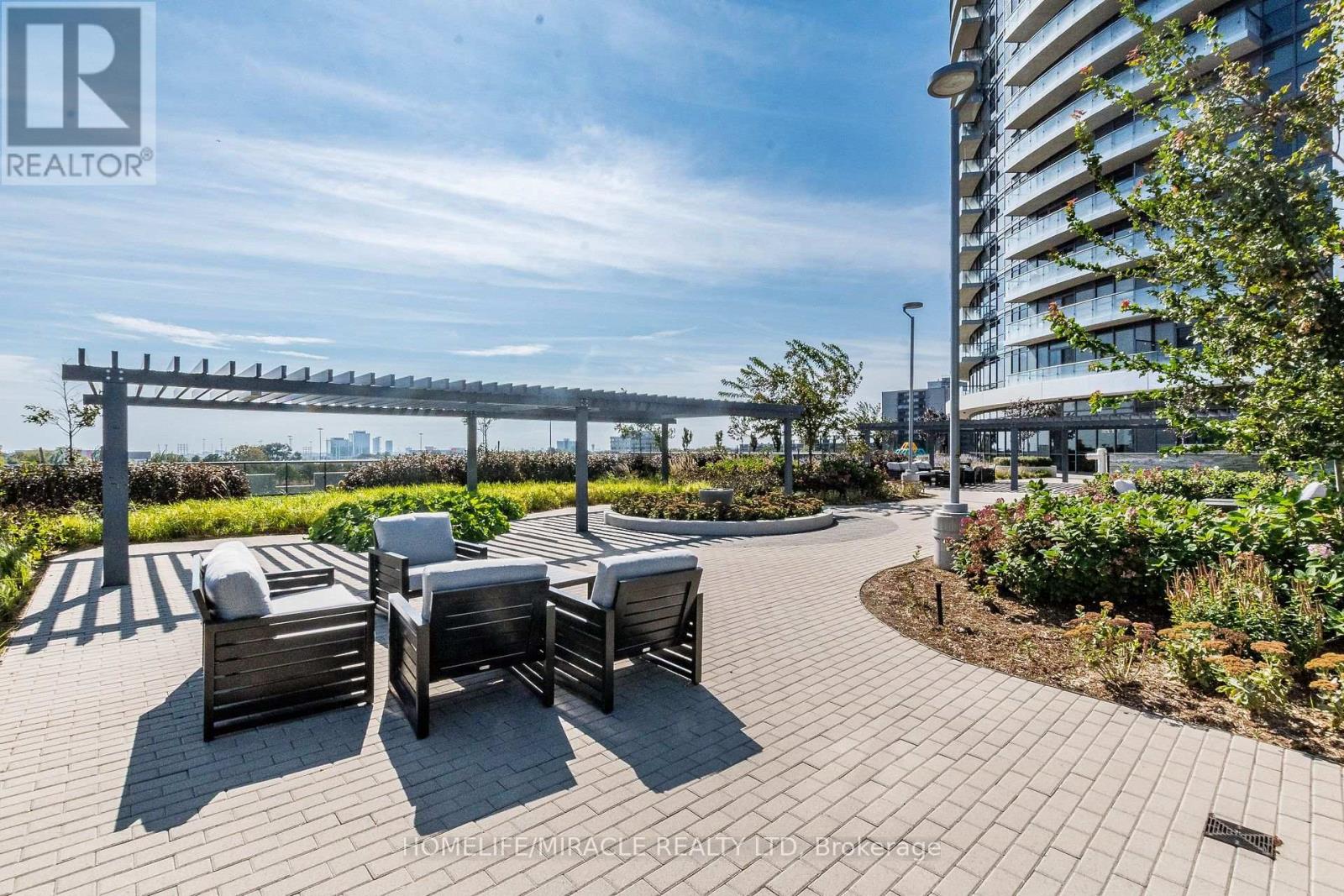 1702 - 30 Gibbs Road, Toronto (Islington-City Centre West), Ontario  M9B 6L6 - Photo 32 - W13869560