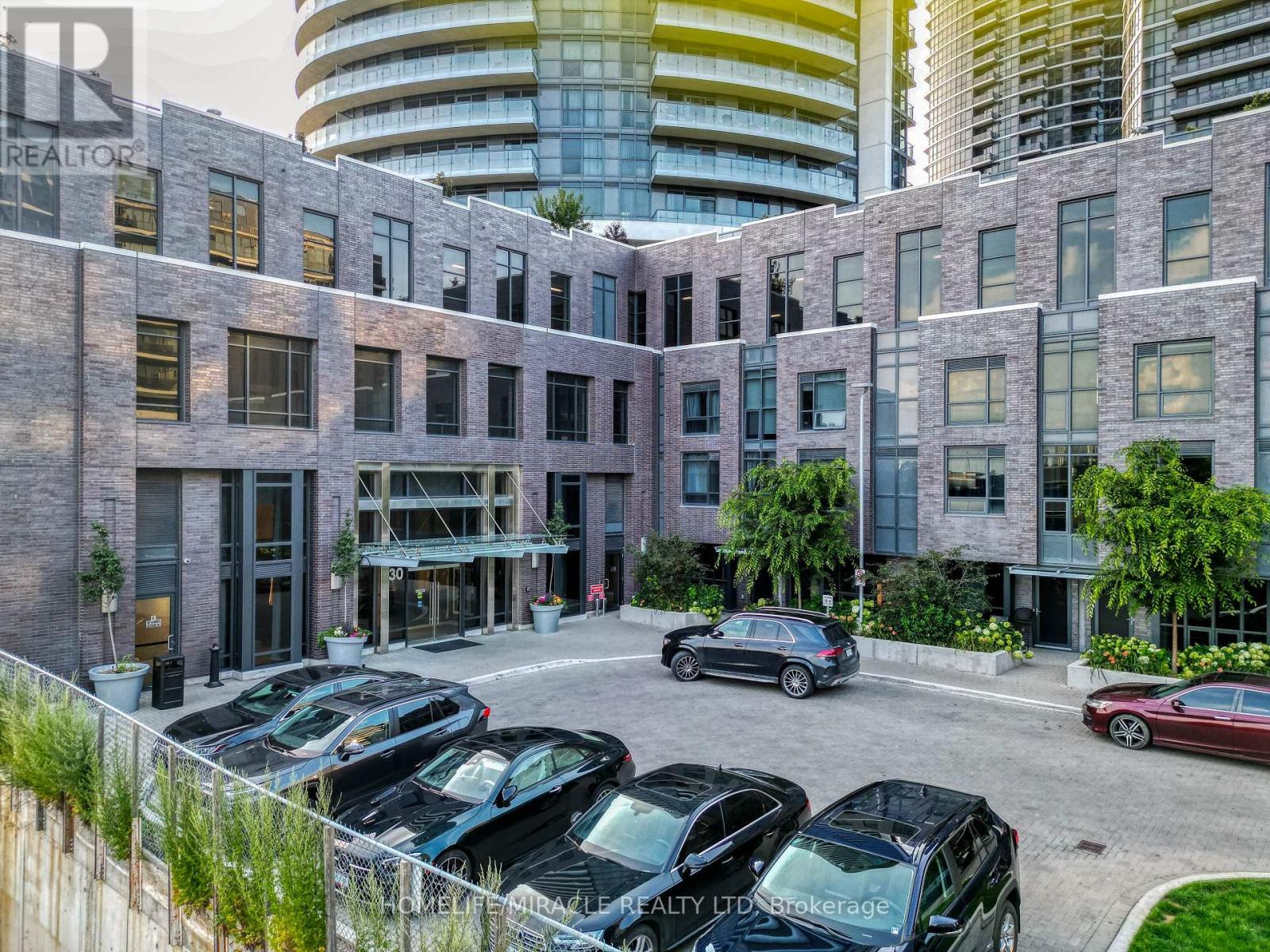 1702 - 30 Gibbs Road, Toronto (Islington-City Centre West), Ontario  M9B 6L6 - Photo 3 - W13869560