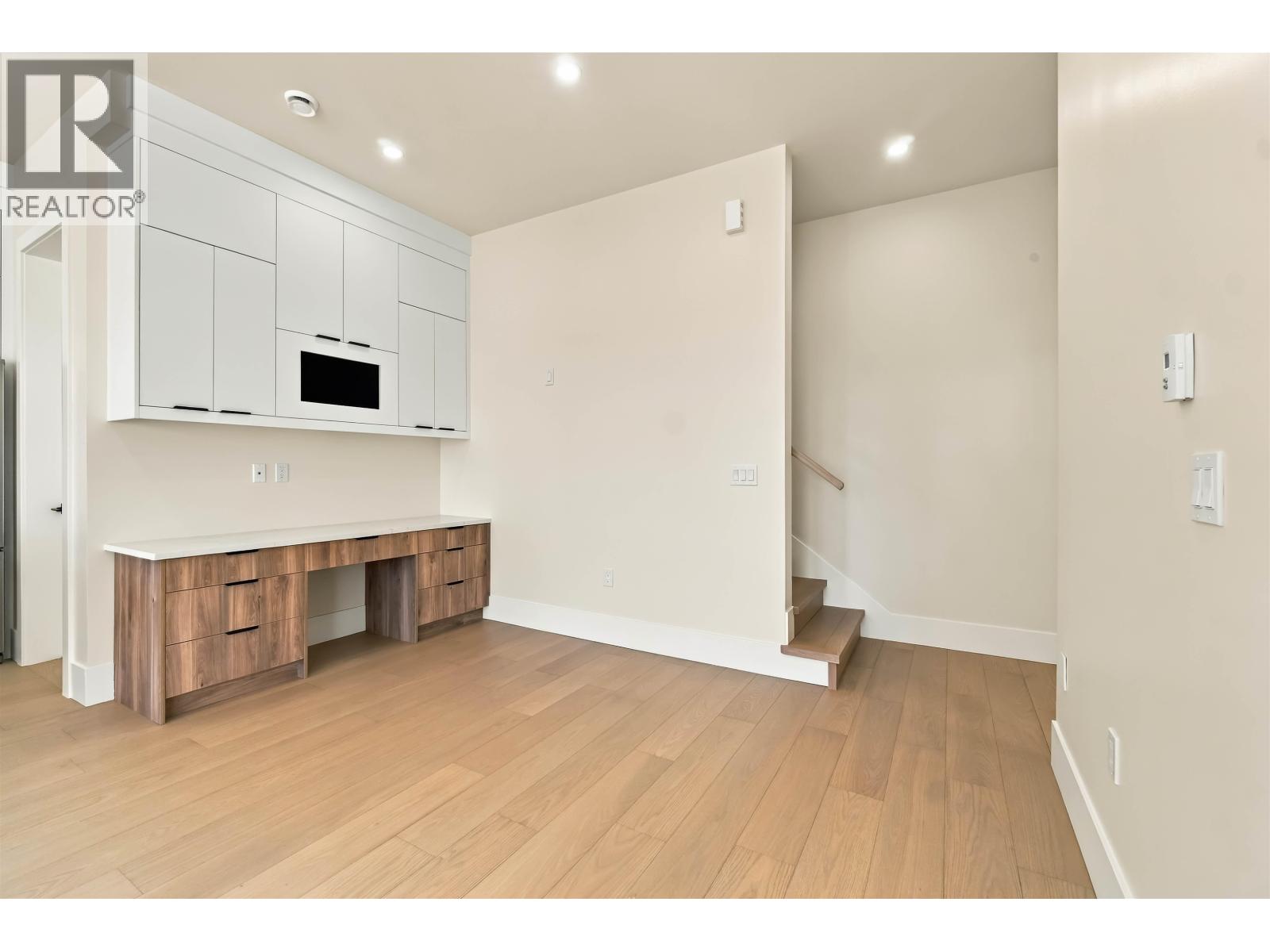 104 1026 Stewart Avenue, Coquitlam, British Columbia  V3K 2N6 - Photo 11 - R3173025