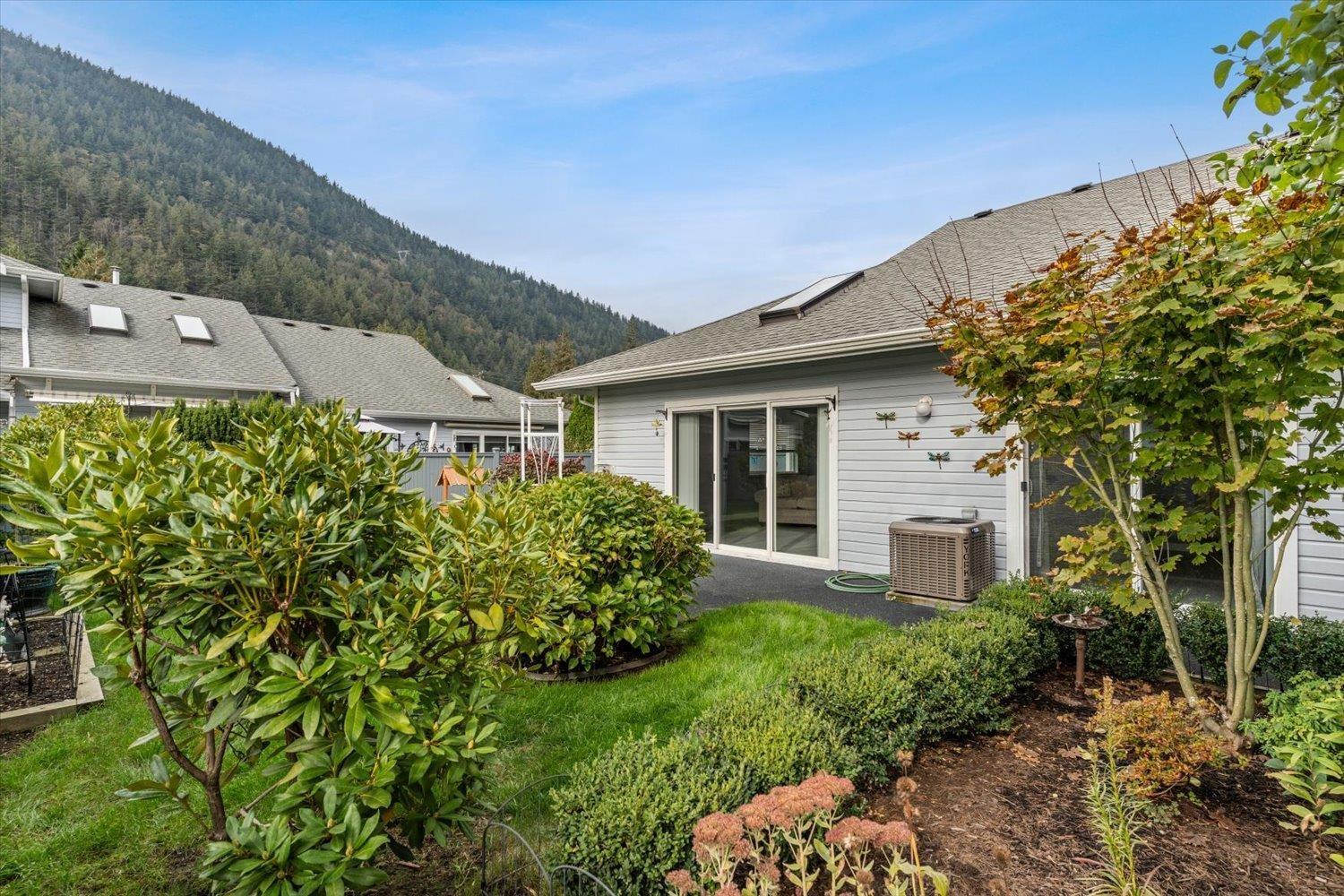 34 730 MCCOMBS DRIVE|Harrison Hot Springs