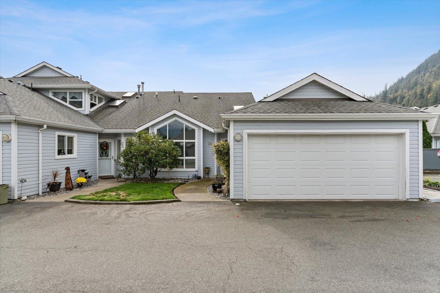 34 730 MCCOMBS DRIVE|Harrison Hot Springs