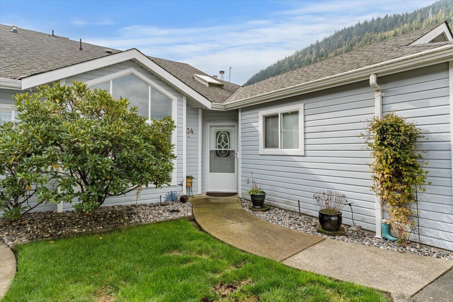 34 730 MCCOMBS DRIVE|Harrison Hot Springs