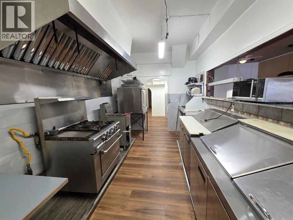 5326 49 Avenue