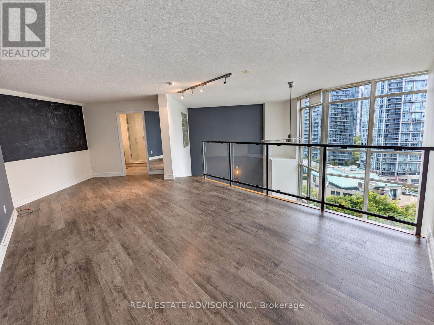 838 - 250 Manitoba Street, Toronto, Ontario  M8Y 4G8 - Photo 12 - W13869664