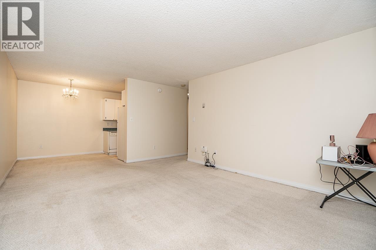 212 3921 CARRIGAN COURT