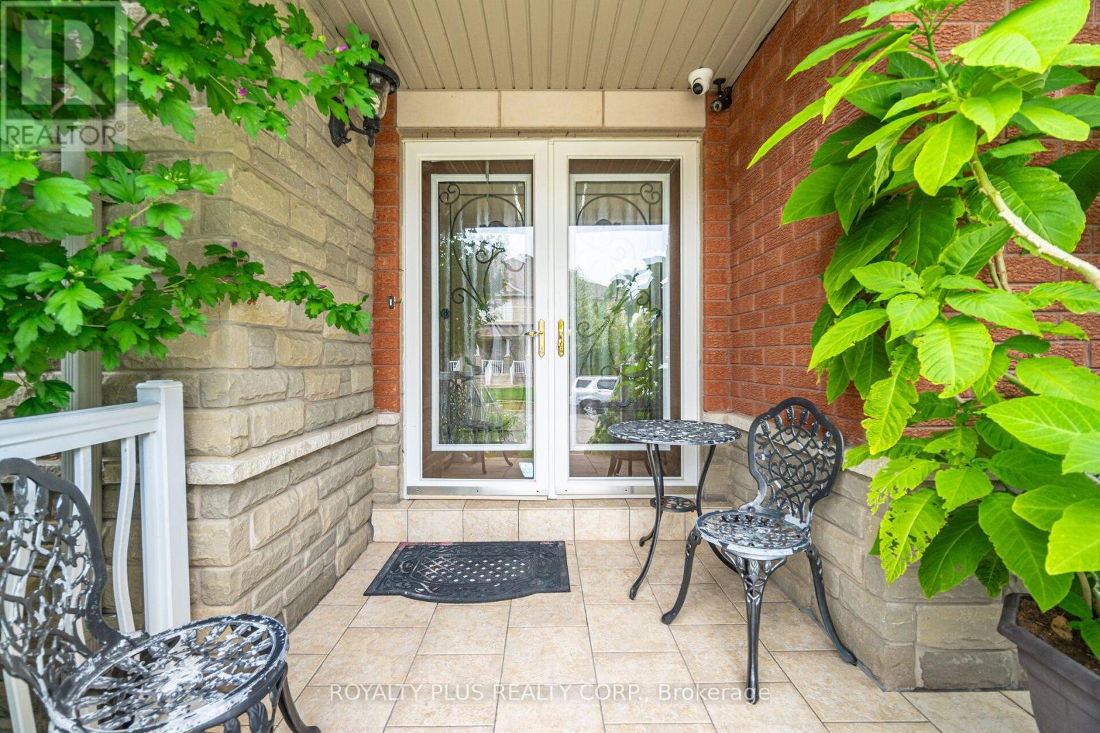 116 Frank Johnston Road, Caledon, Ontario  L7E 2L7 - Photo 5 - W12841658