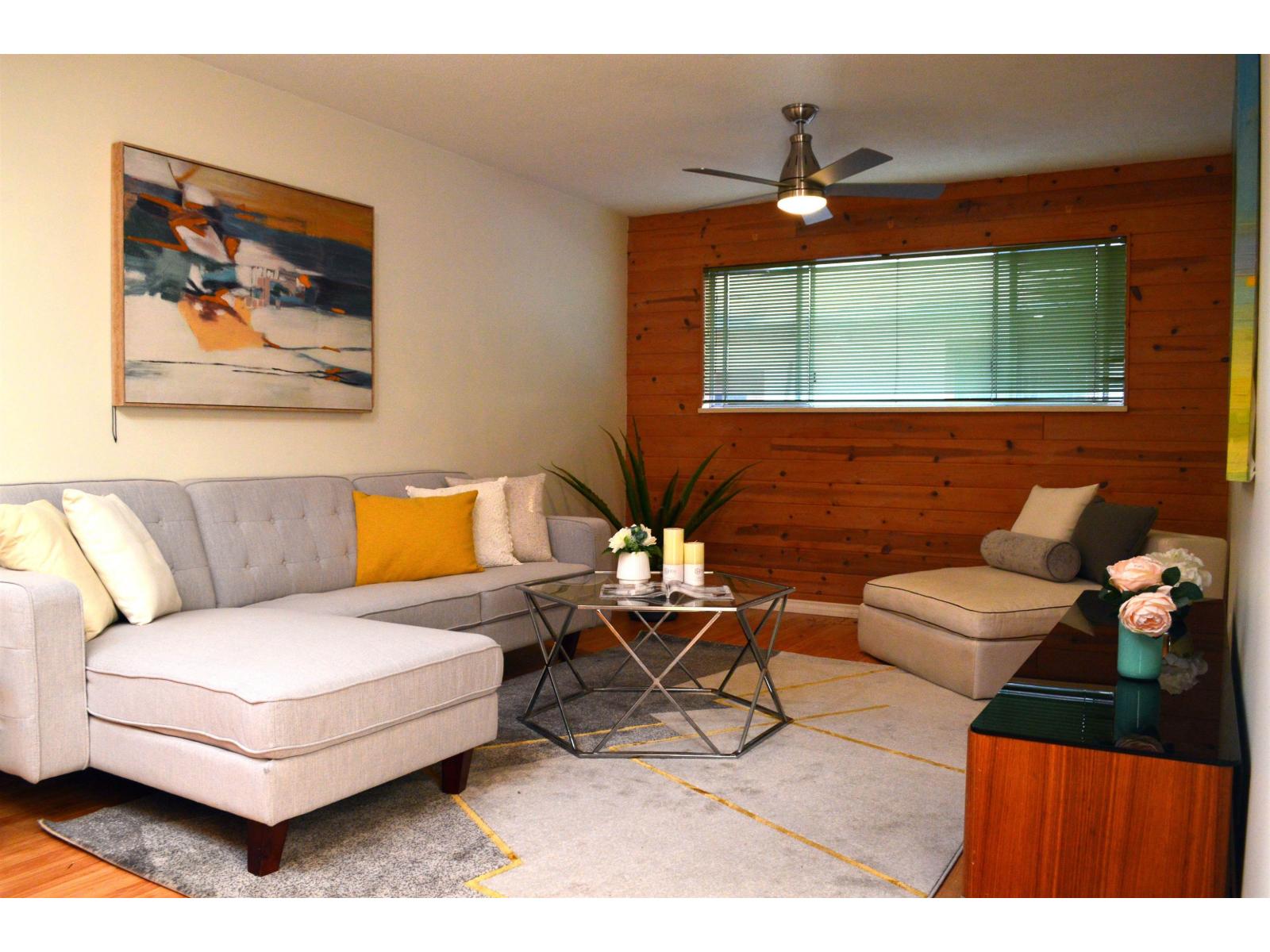 10430 Fraserglen Drive, Surrey, British Columbia  V4N 1T5 - Photo 5 - R3173028