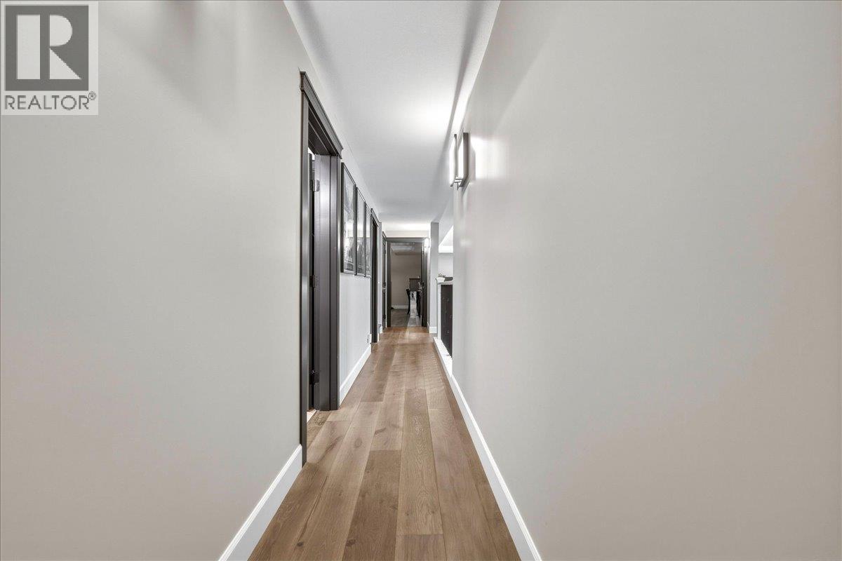 2328 Arthur Court
