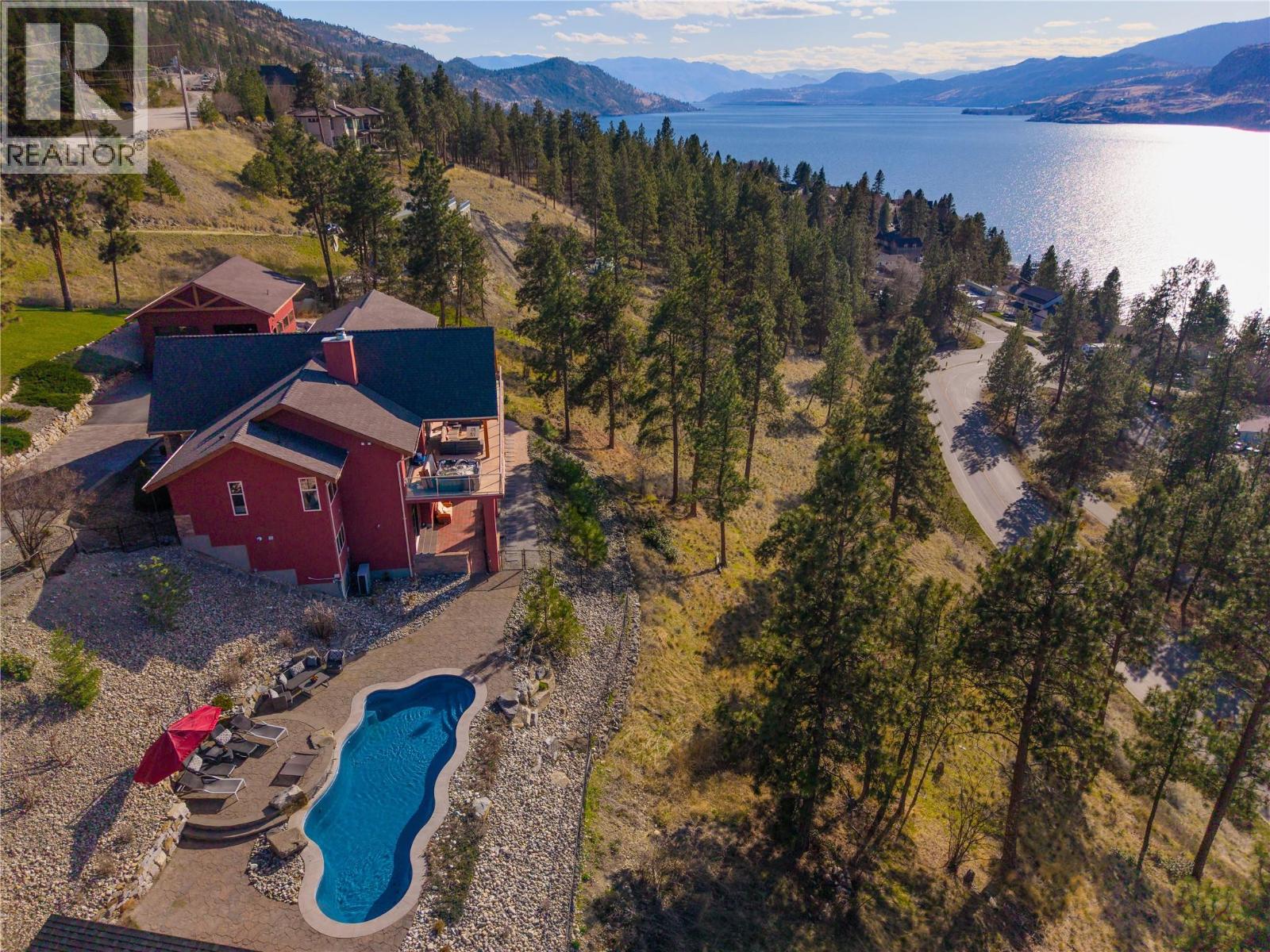 2328 Arthur Court, Kelowna, British Columbia