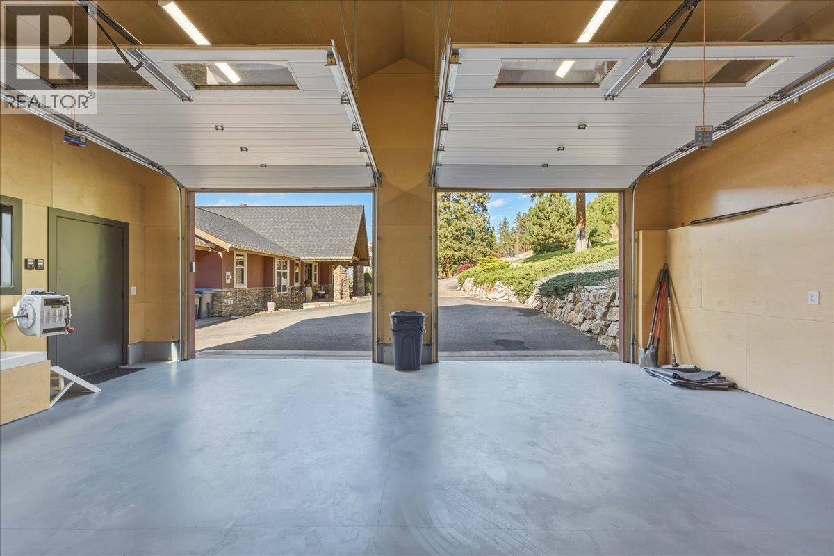 2328 Arthur Court