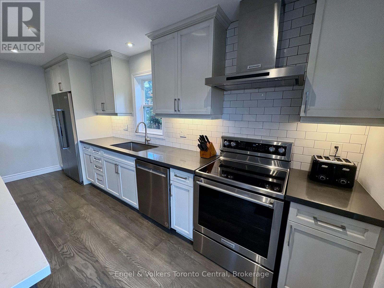 175 Wild Rose Drive, Gravenhurst (Muskoka (S)), Ontario  P1P 0B4 - Photo 10 - X13869720