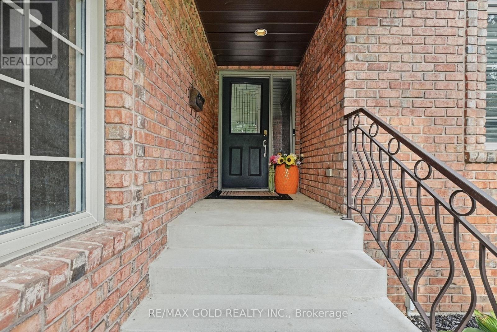 8 Garden Path, Chatham-Kent, Ontario  N7L 5L5 - Photo 5 - X13862630