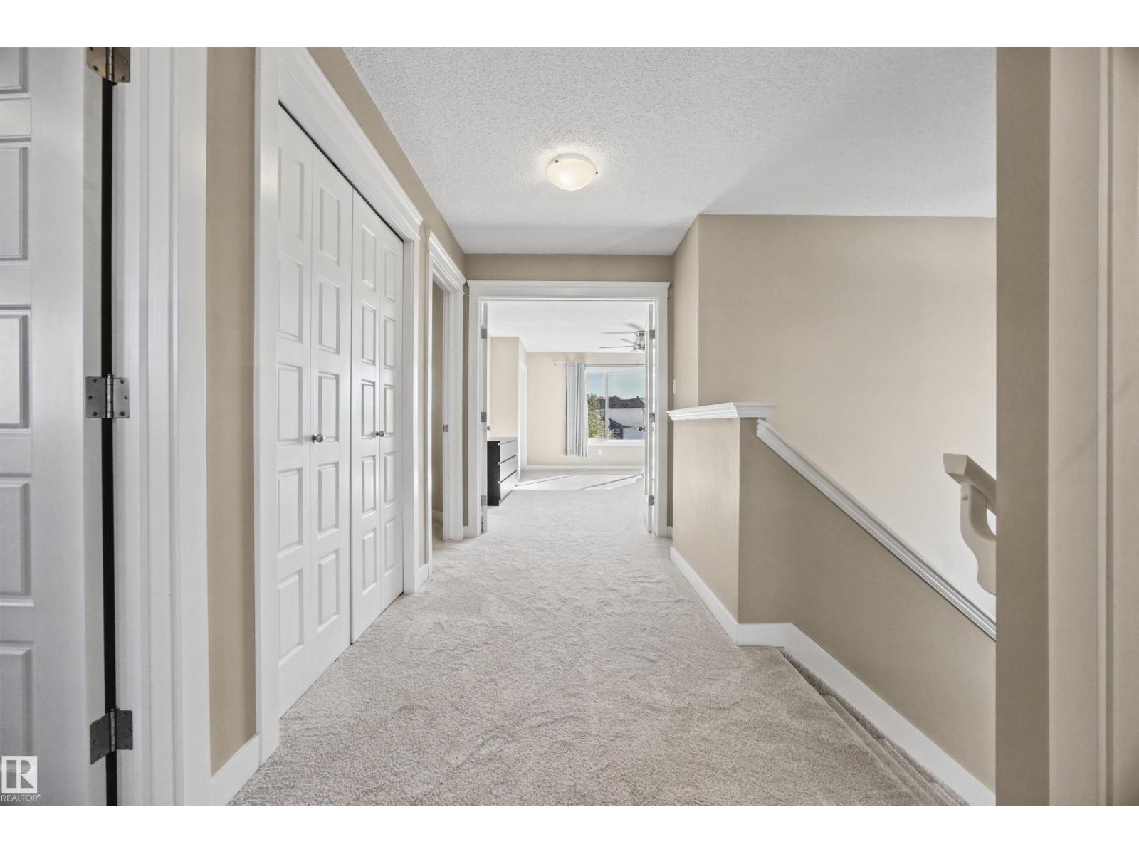4 MEADOWBROOK WY