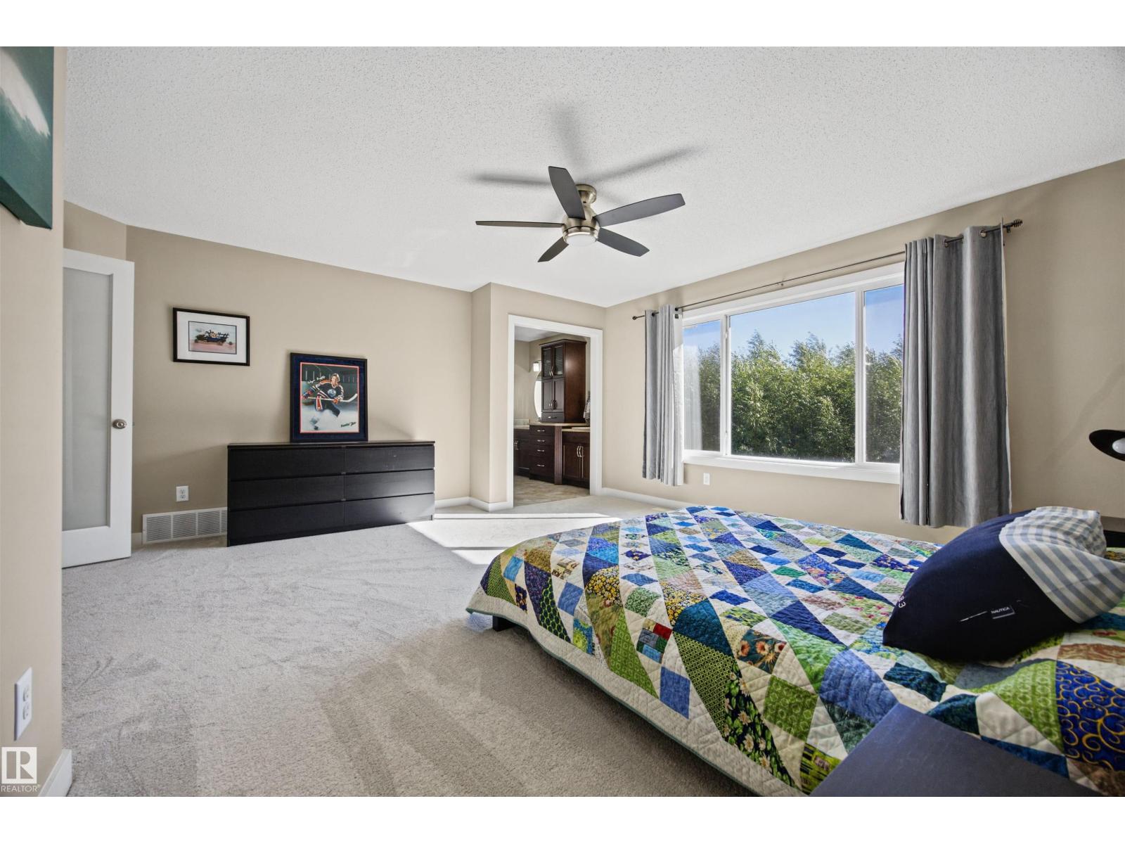 4 MEADOWBROOK WY