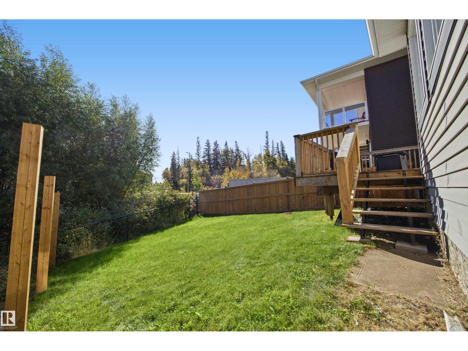 4 MEADOWBROOK WY