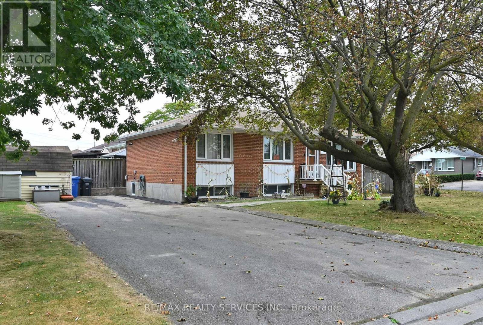 31 BRISCO STREET, brampton (brampton north), Ontario