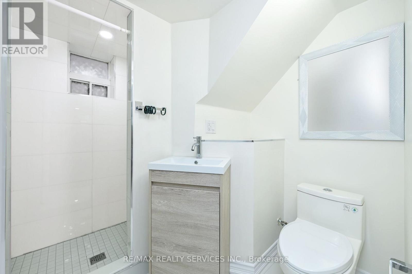 31 Brisco Street, Brampton (Brampton North), Ontario  L6V 1X1 - Photo 17 - W13869702