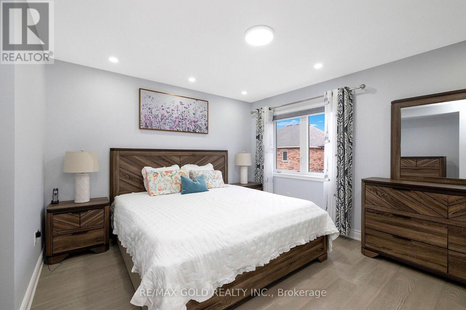 47 Antibes Drive, Brampton (Credit Valley), Ontario  L6X 5H6 - Photo 5 - W13869726