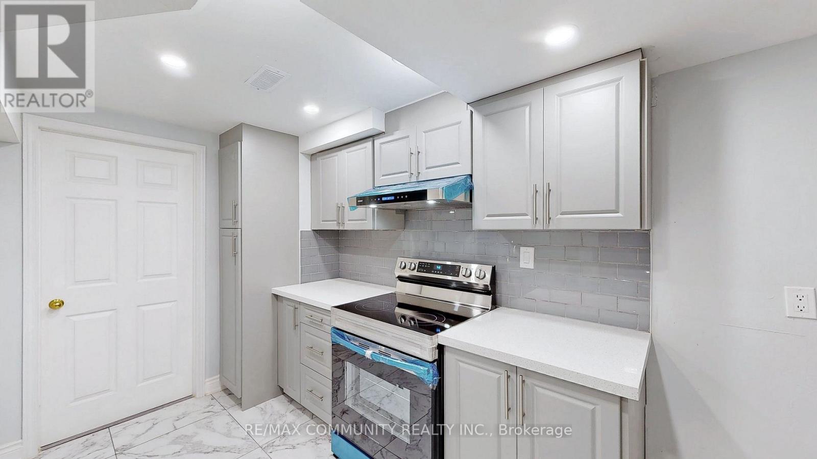 Basement - 491 Baggetta Crescent, Mississauga, Ontario  L5R 3G9 - Photo 10 - W13869728