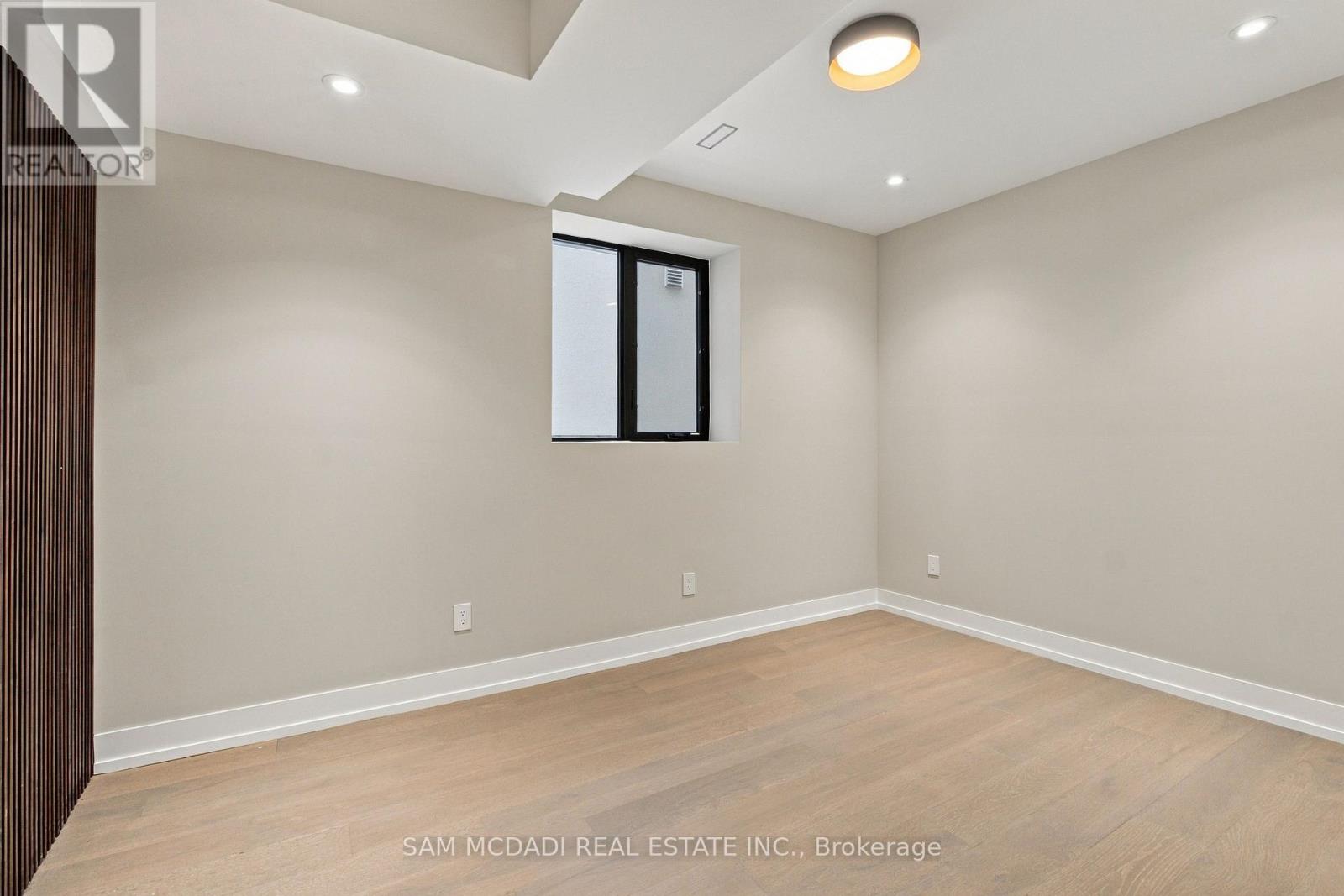 957 Halliday Avenue, Mississauga (Lakeview), Ontario  L5E 1P4 - Photo 32 - W13869746