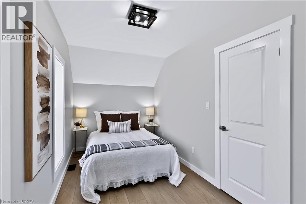 9 Walter Street, Brantford, Ontario  N3S 1N4 - Photo 23 - 40853837