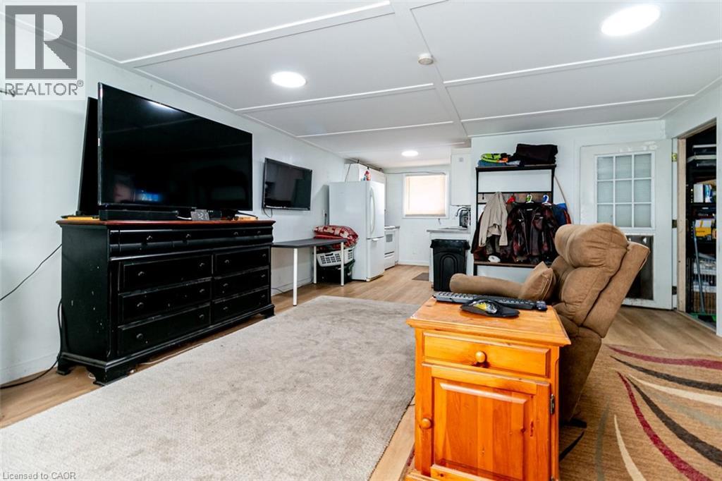 548 Beach Road, Hamilton, Ontario  L8H 3K9 - Photo 38 - 40869592