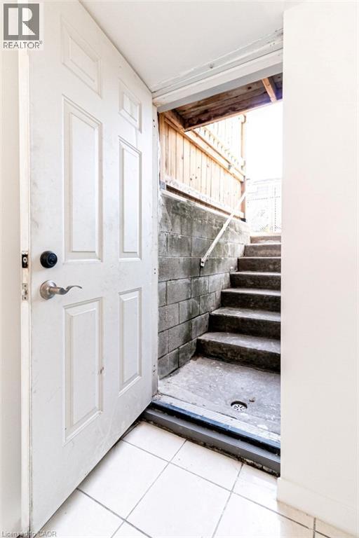 548 Beach Road, Hamilton, Ontario  L8H 3K9 - Photo 33 - 40869592