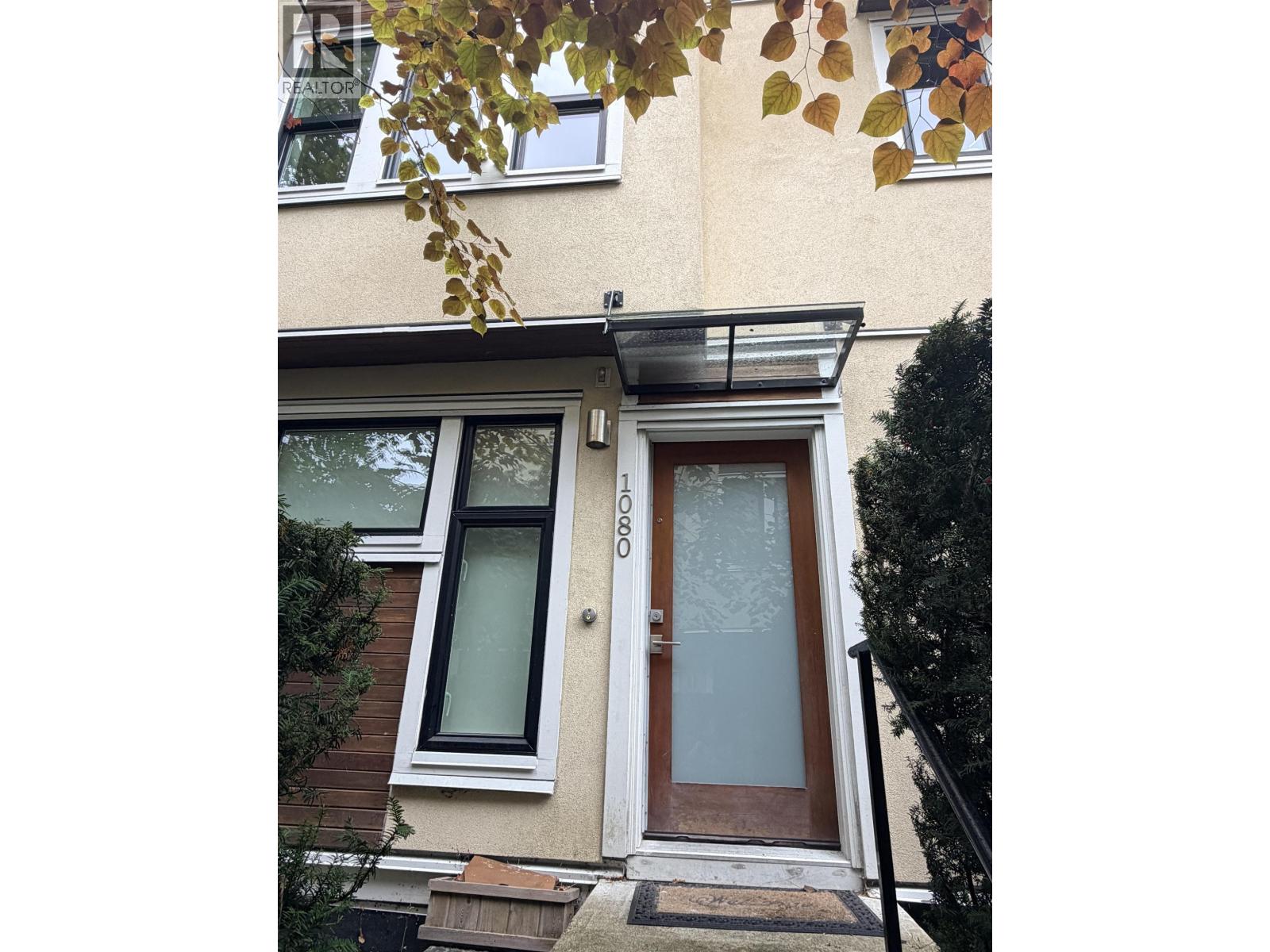 1080 Nicola Street, Vancouver, British Columbia  V6G 2E2 - Photo 2 - R3173067