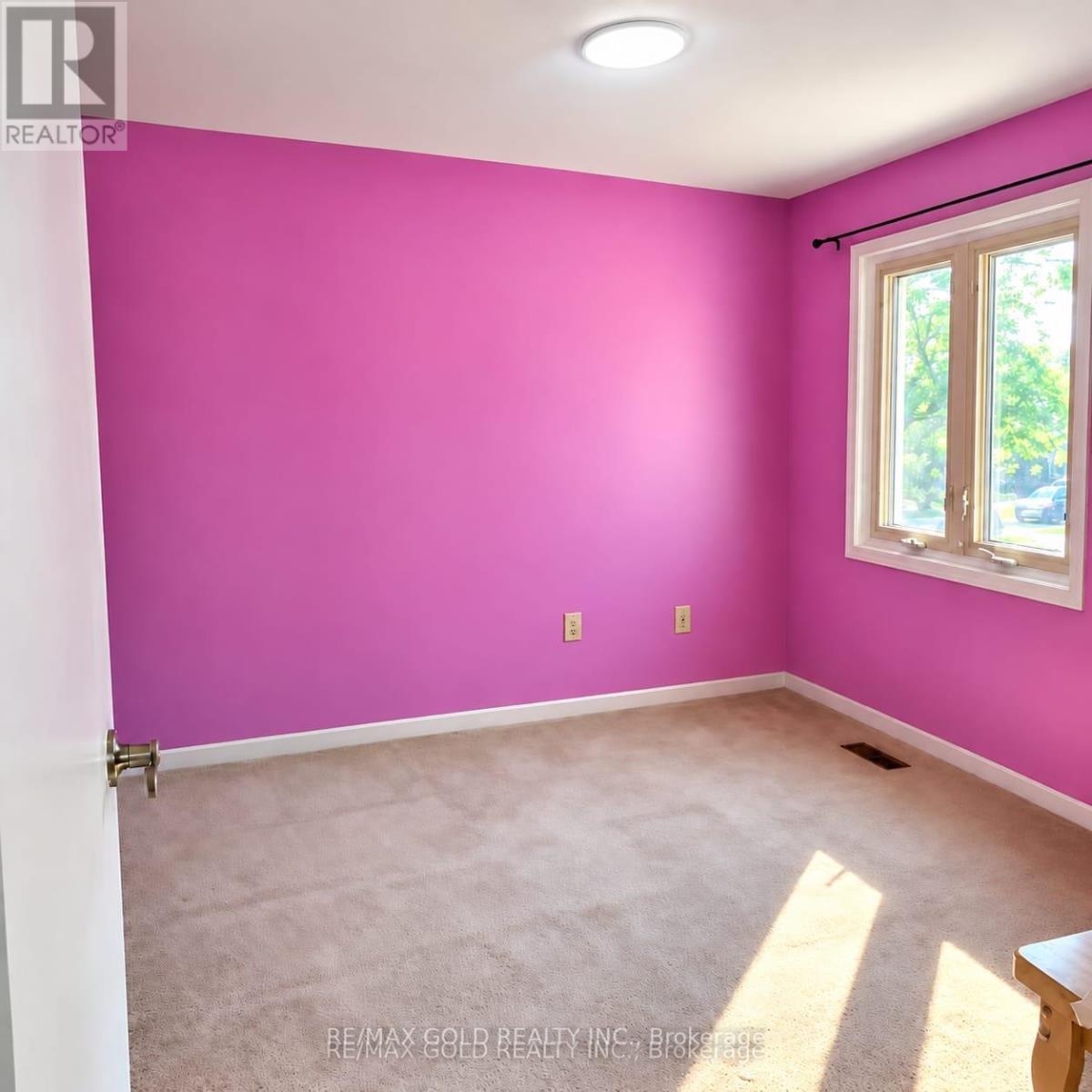 32 Steven Court, Brampton, Ontario  L6Z 3A7 - Photo 15 - W13863554