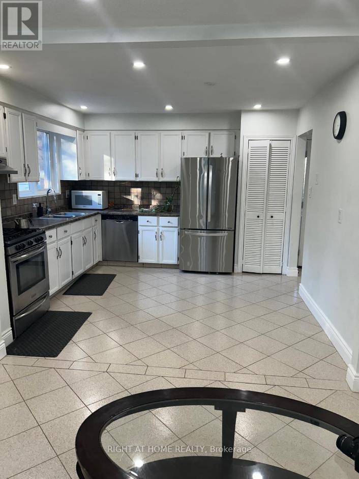 27 Wingfield Place E, Hamilton, Ontario  L9C 7E9 - Photo 7 - X13867772