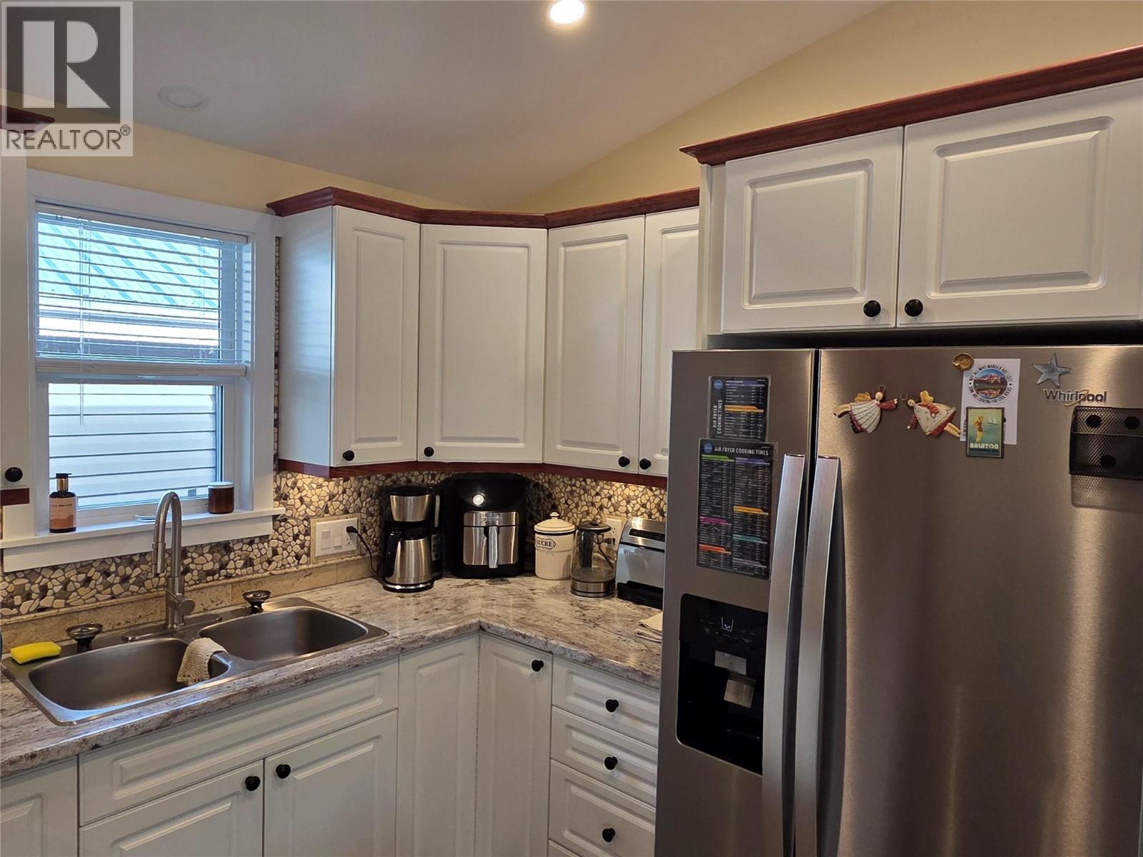 4354 Highway 3 Unit# 30, Keremeos, British Columbia  V0X 1N1 - Photo 9 - 10402813