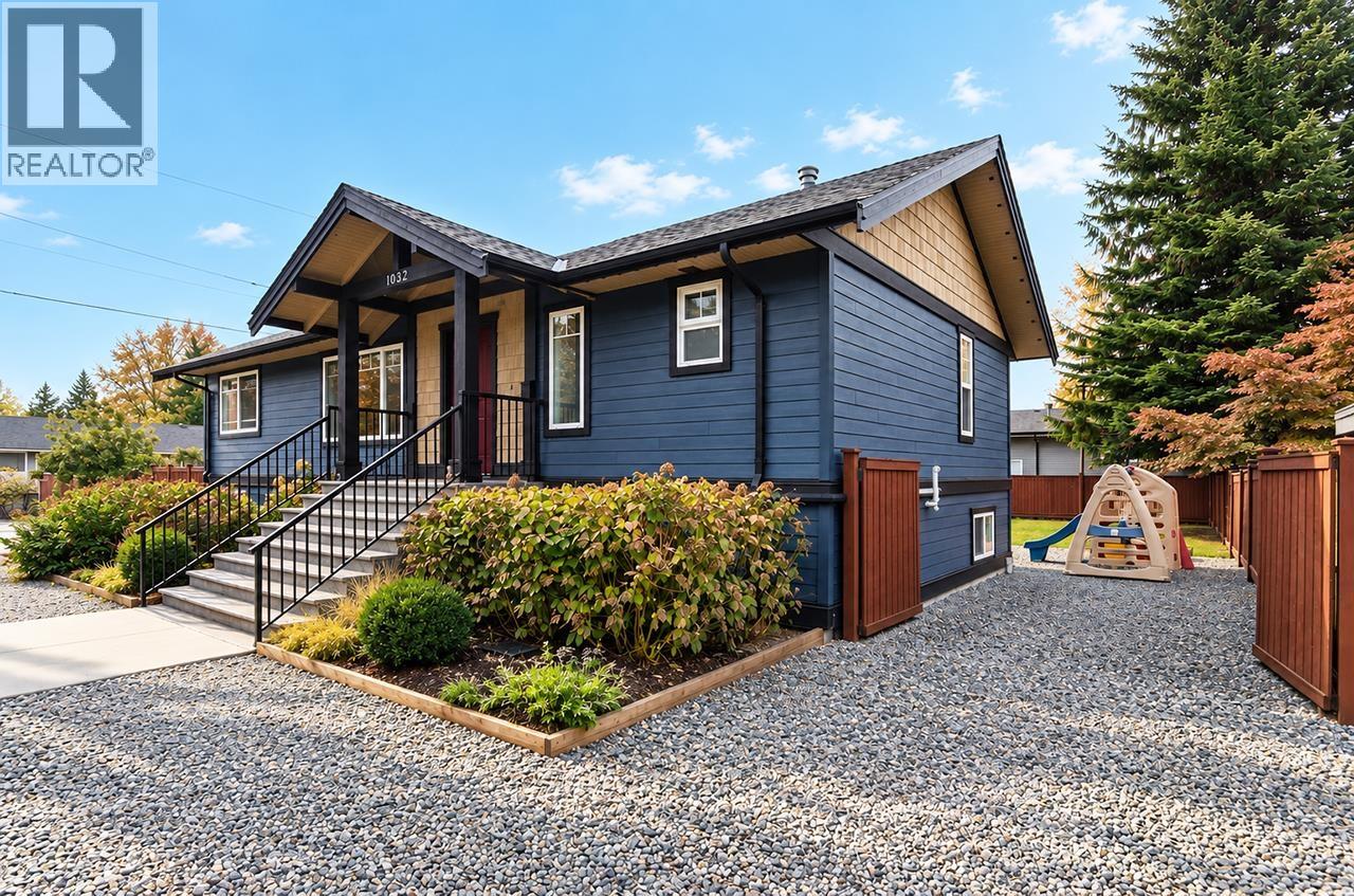 1032 GLENAYRE DRIVE