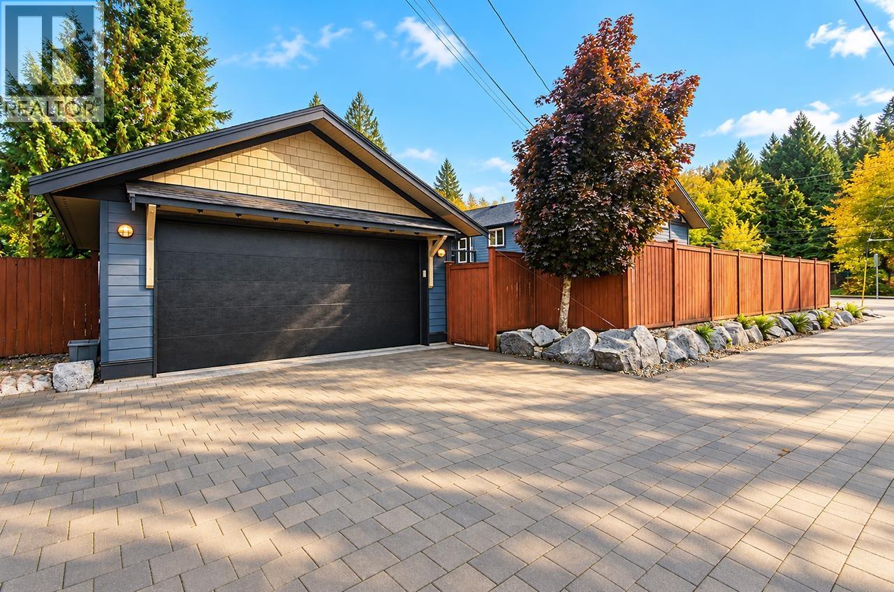 1032 GLENAYRE DRIVE
