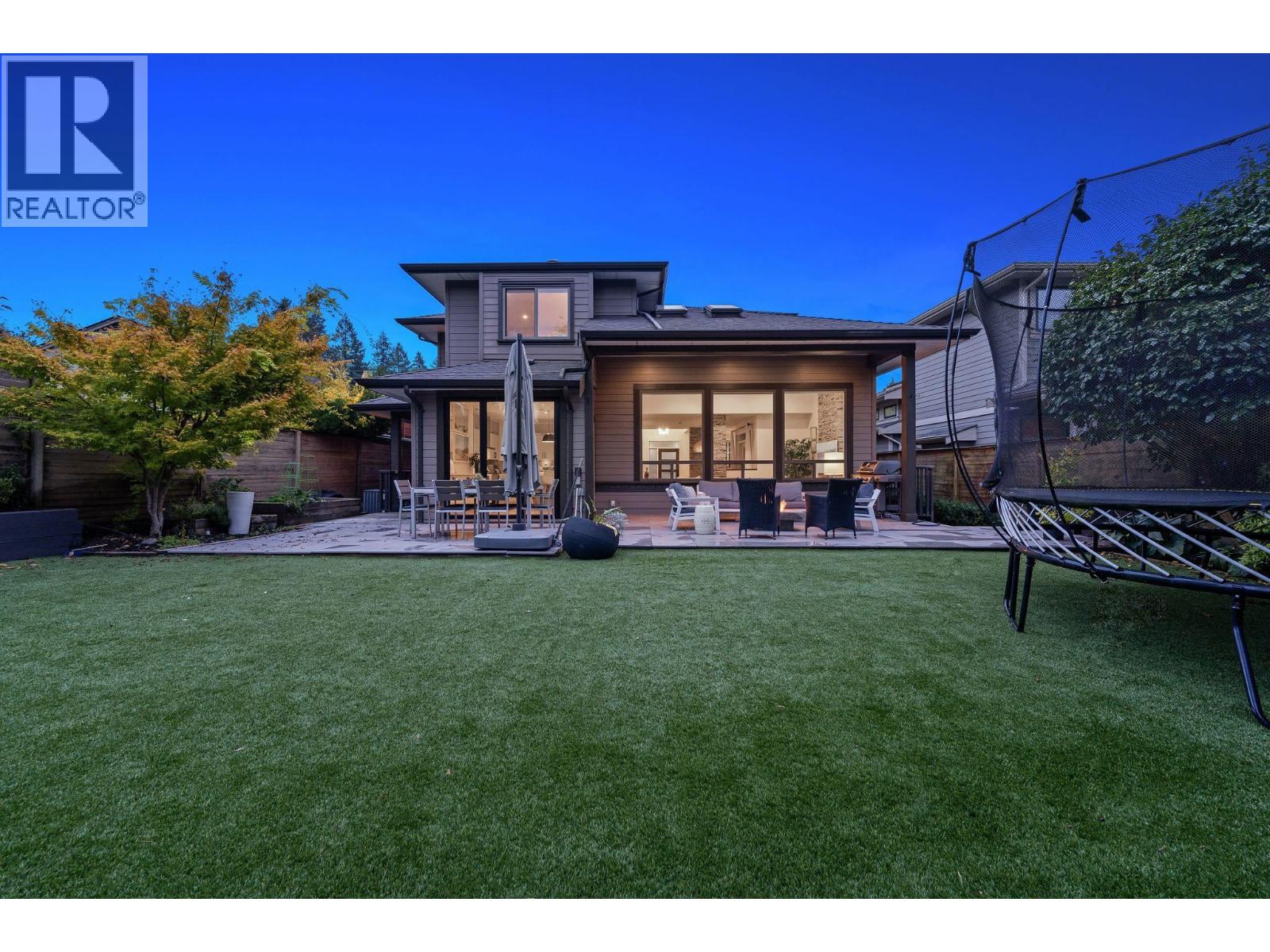 2775 LYNDENE ROAD