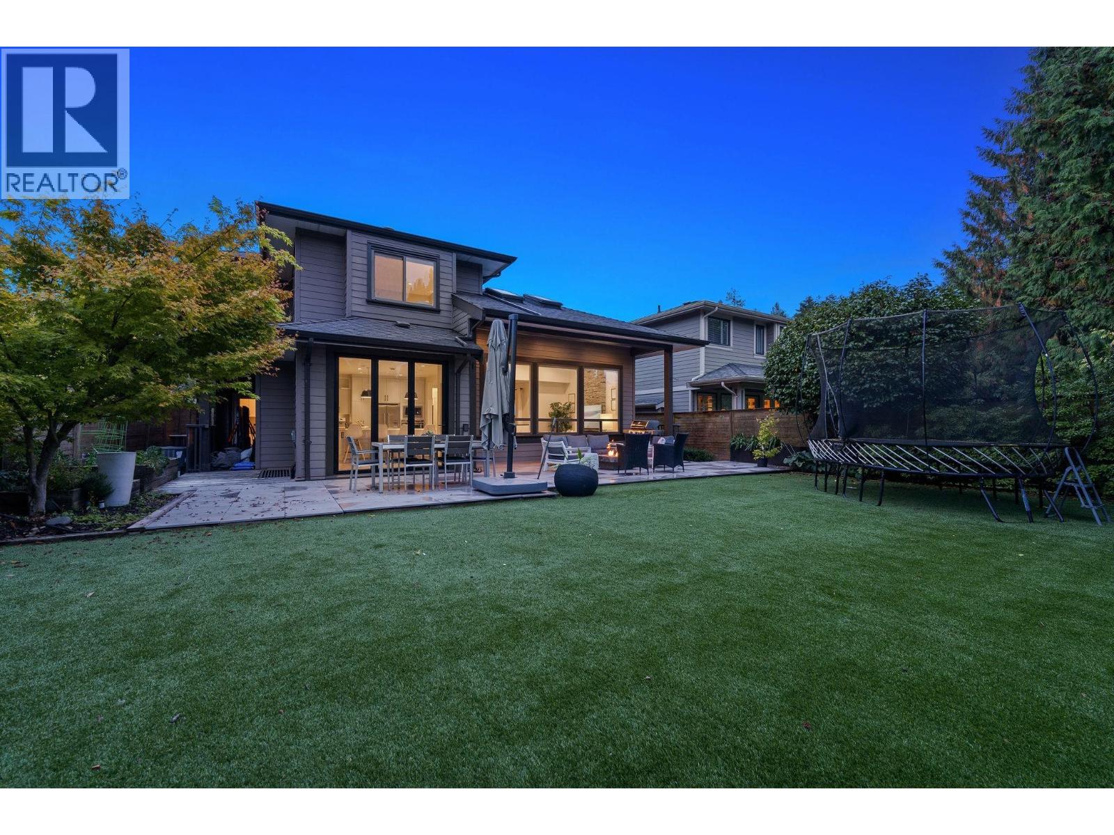 2775 LYNDENE ROAD