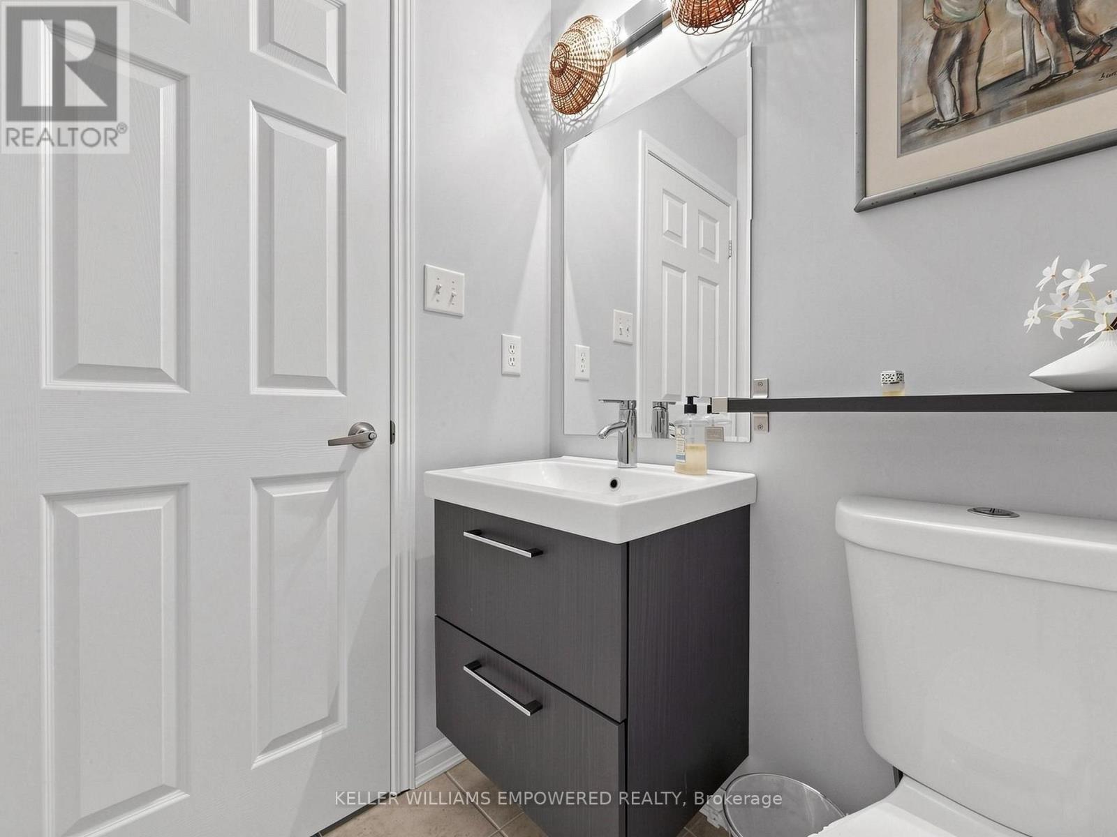 203 Chilcott Crescent, Newmarket (Woodland Hill), Ontario  L3X 3G6 - Photo 23 - N13869770