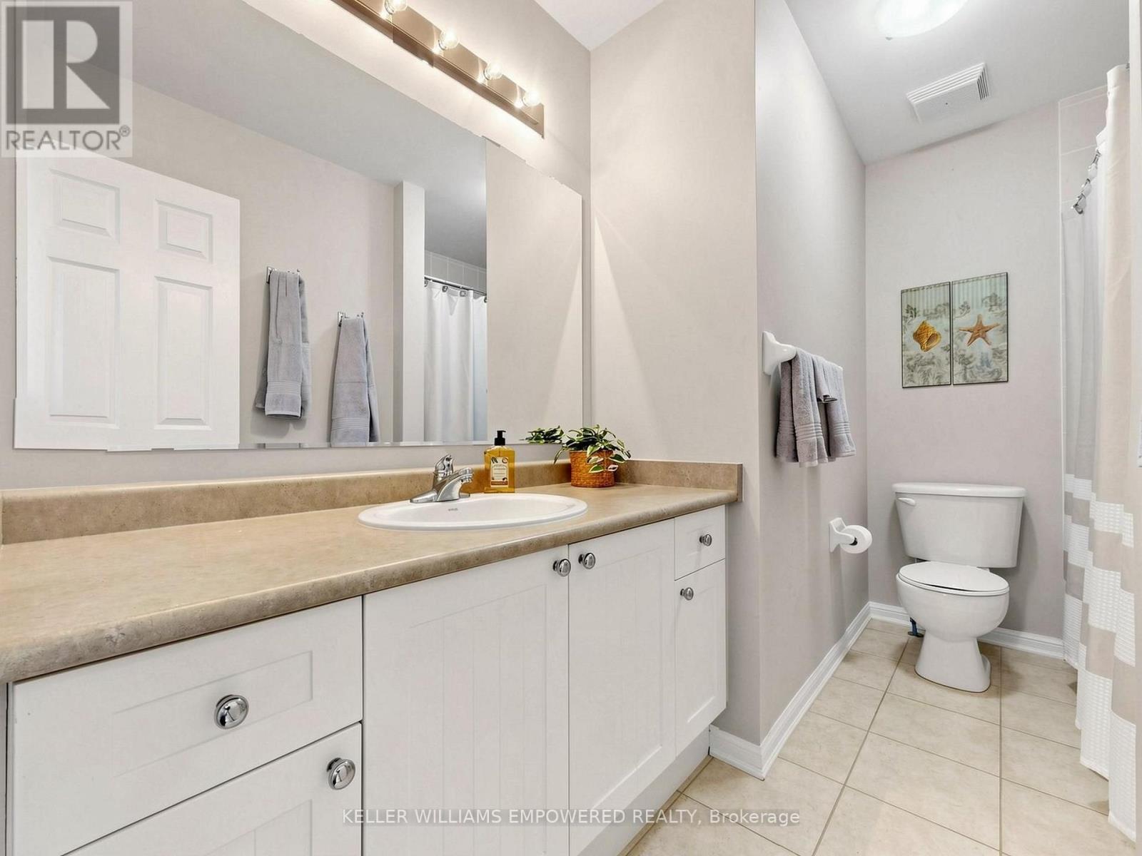 203 Chilcott Crescent, Newmarket (Woodland Hill), Ontario  L3X 3G6 - Photo 37 - N13869770