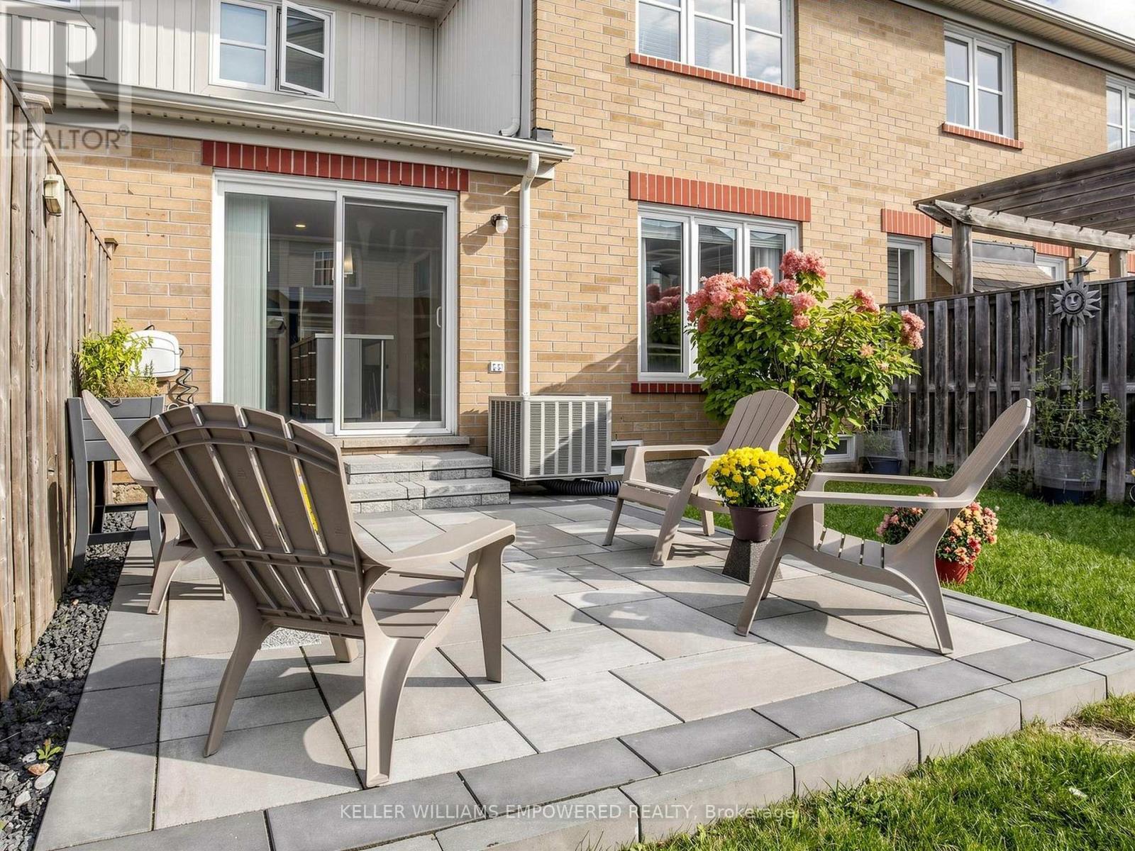203 Chilcott Crescent, Newmarket (Woodland Hill), Ontario  L3X 3G6 - Photo 47 - N13869770