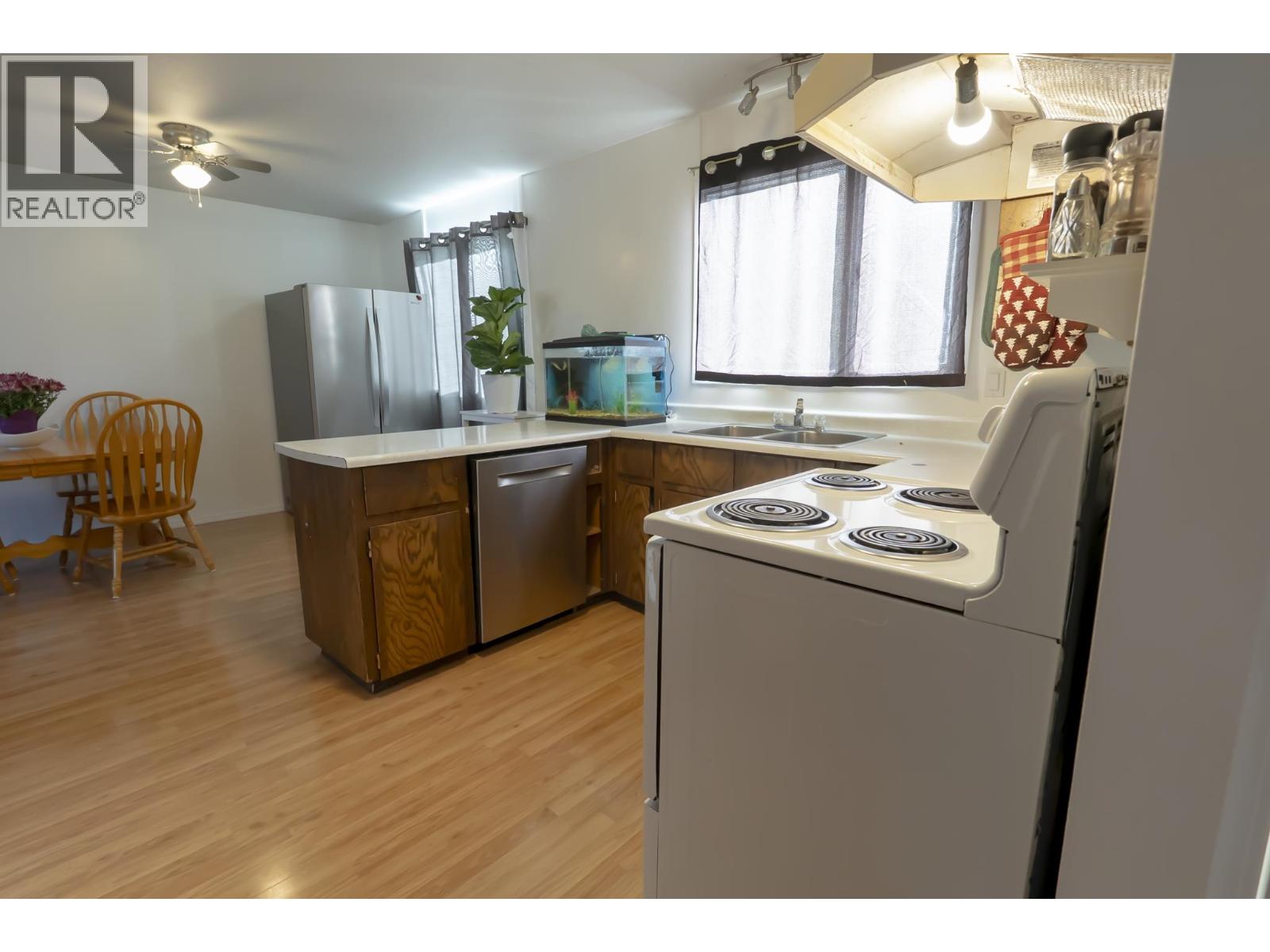 2898 E Victoria Street, Vanderhoof, British Columbia  V0J 3A0 - Photo 11 - R3172712