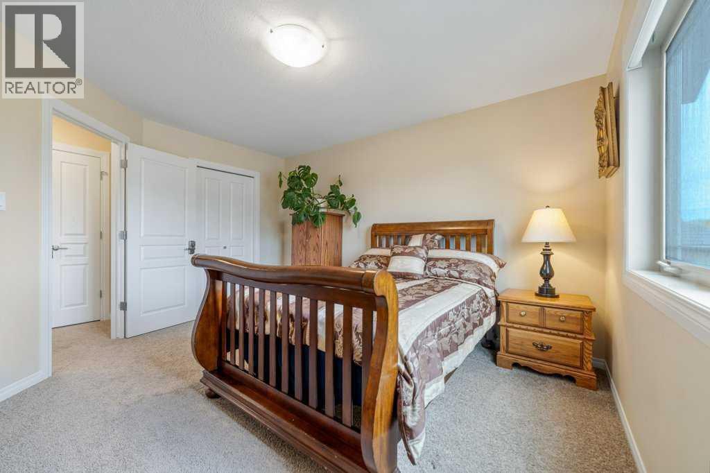 56 Canyoncrest Point W