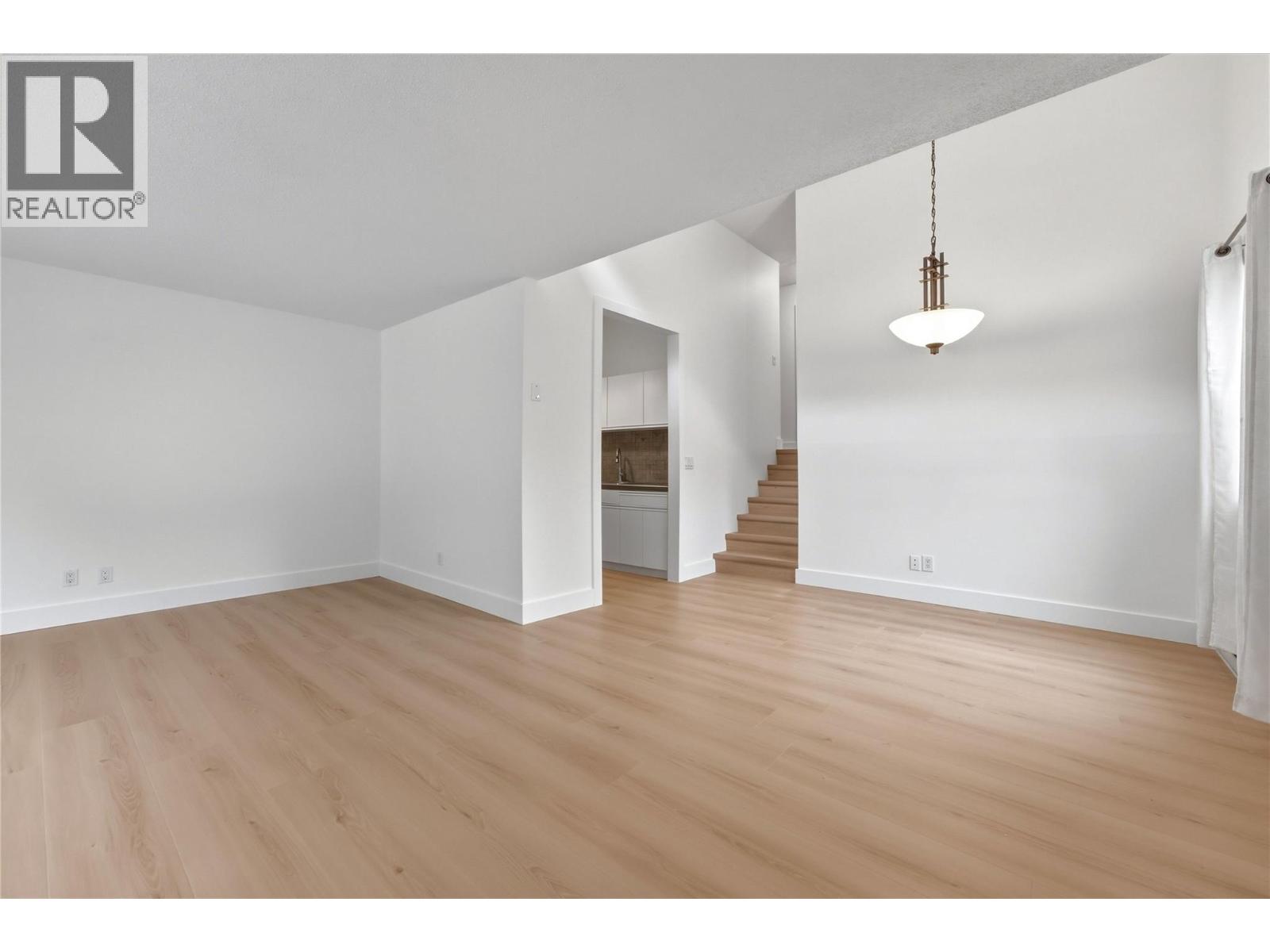 3800 40 Avenue Unit# 40