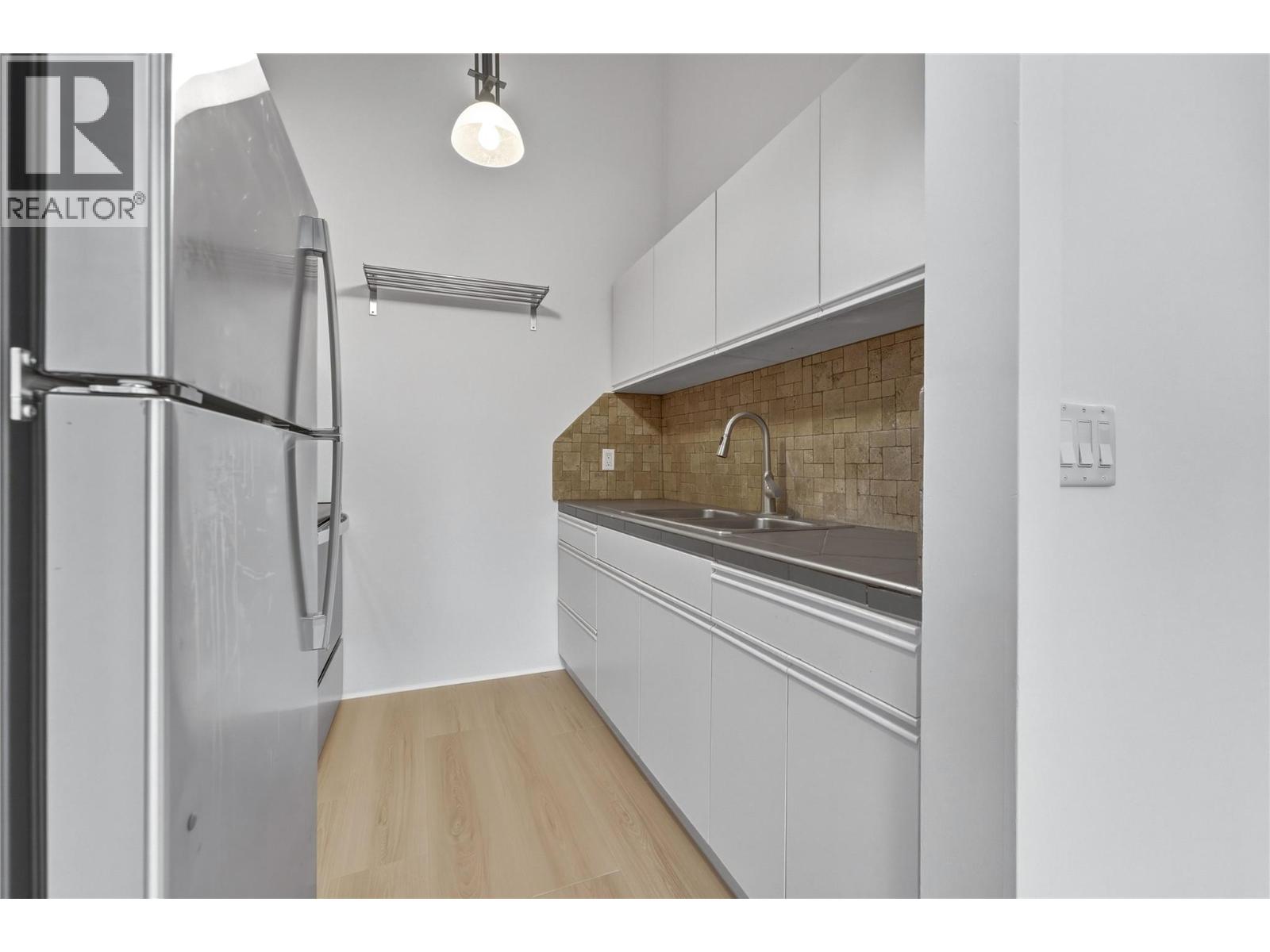 3800 40 Avenue Unit# 40