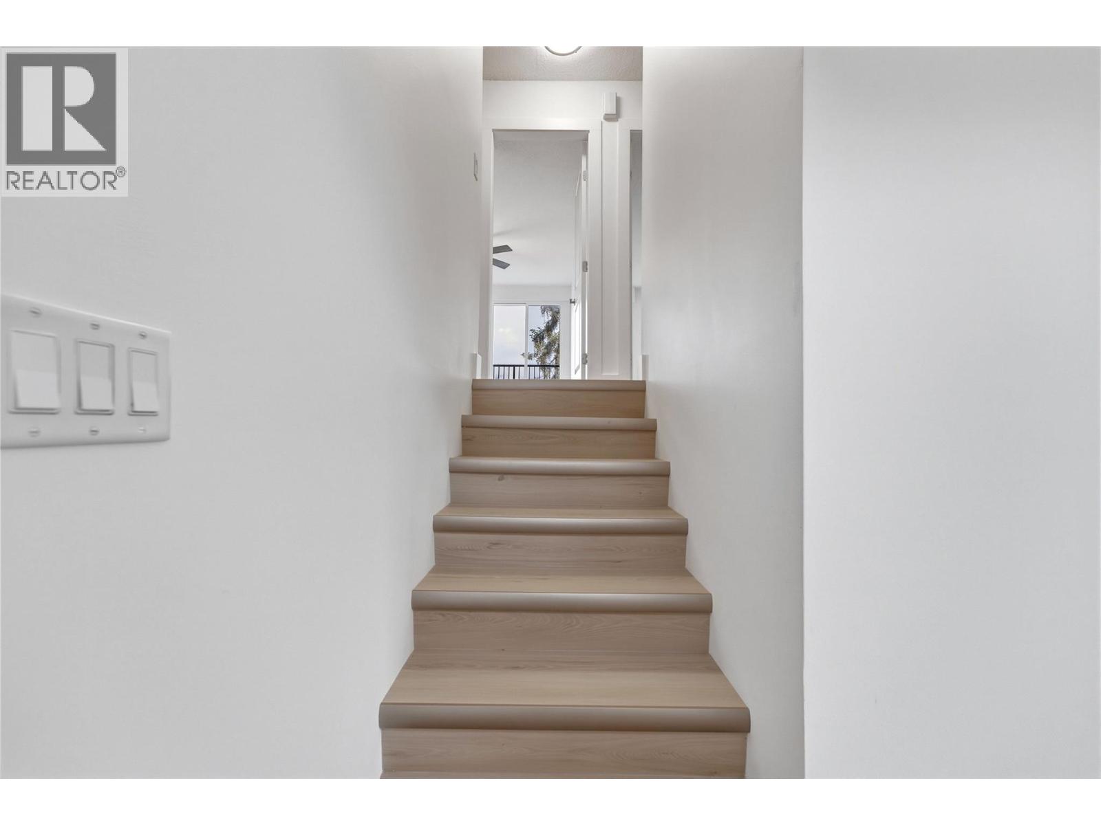 3800 40 Avenue Unit# 40